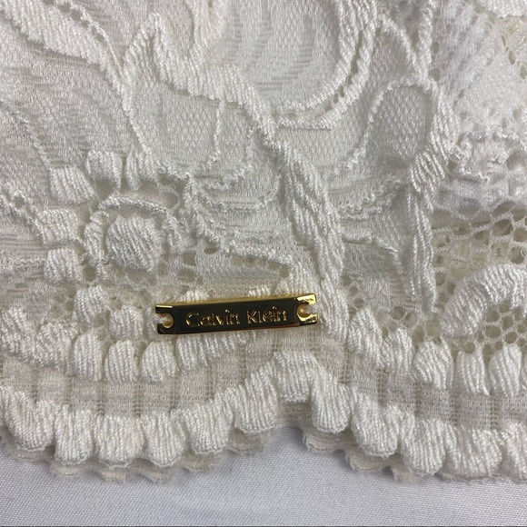 Calvin Klein Women’s Cream Lace Overlay Top Size M - Picture 6 of 10